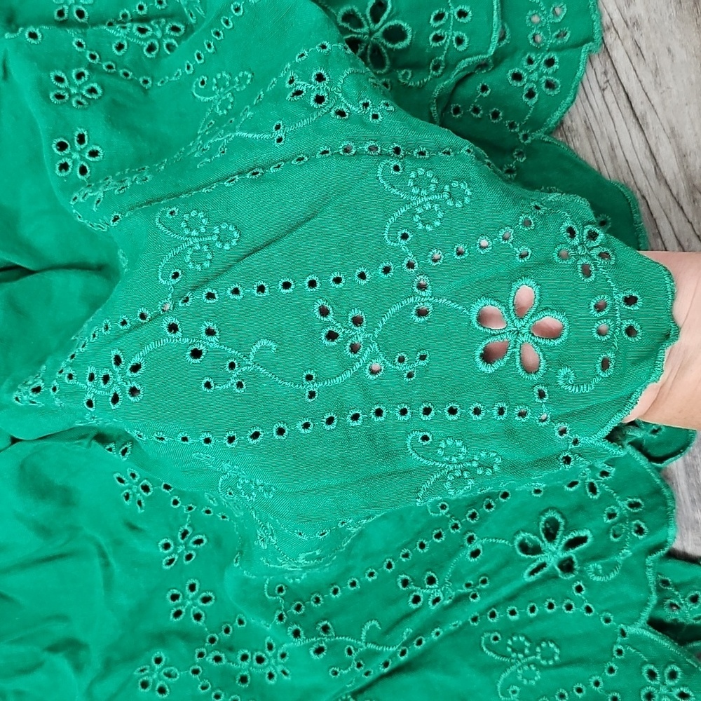 Old Navy Emerald Green Off-Shoulder Blouse - Picture 2 of 5